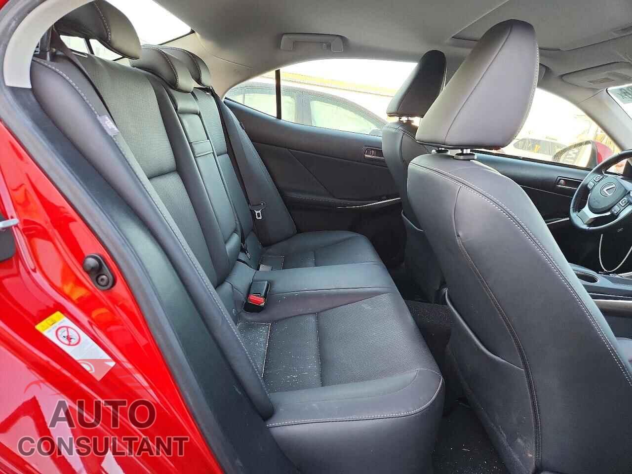 LEXUS IS 2019 - JTHBA1D21K5085653
