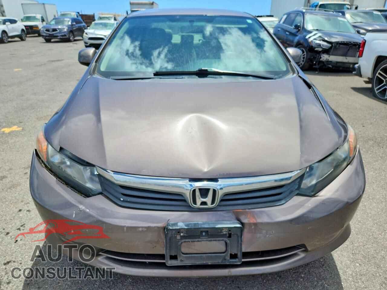 HONDA CIVIC 2012 - 2HGFB2F50CH586851