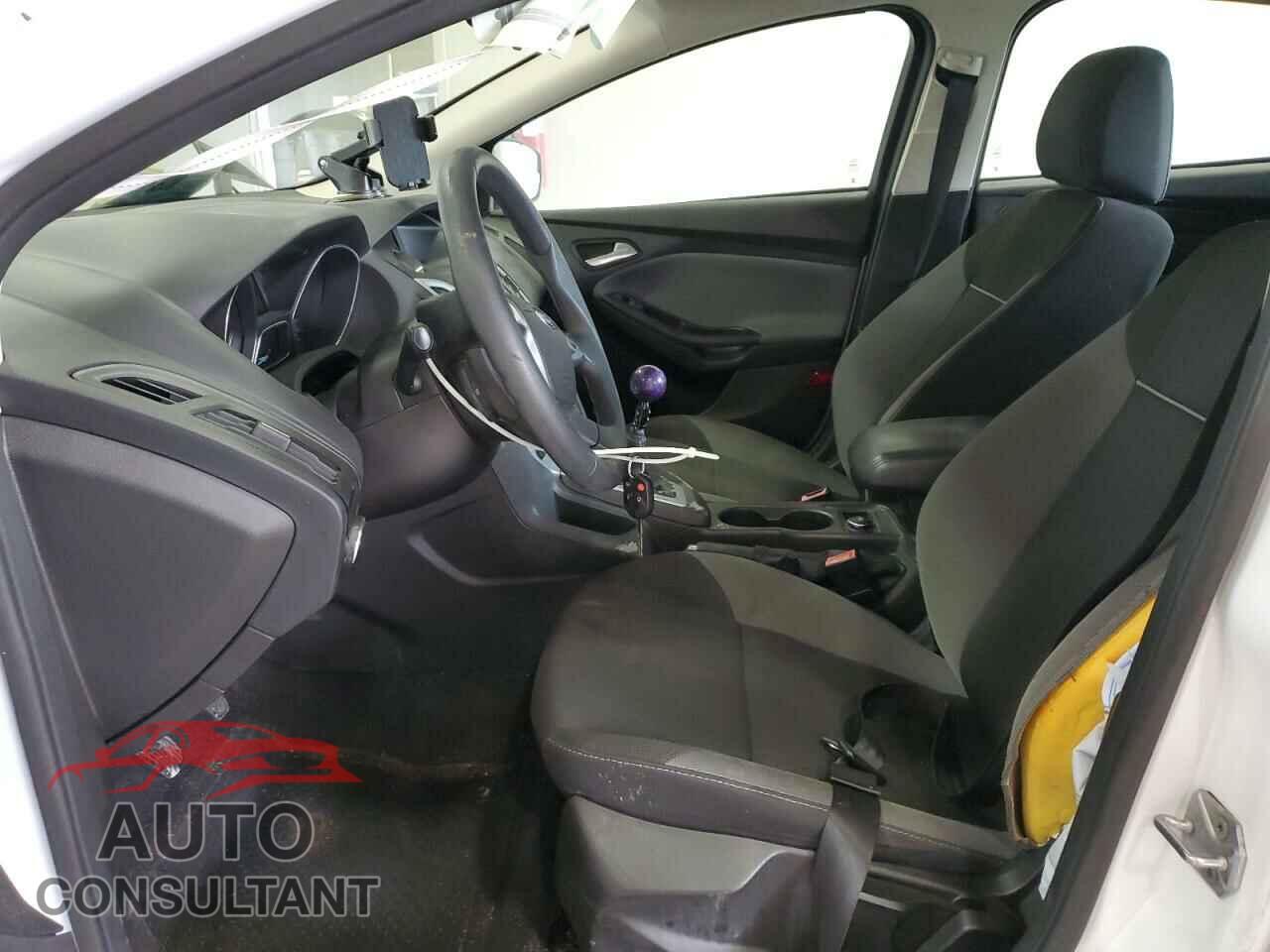 FORD FOCUS 2012 - 1FAHP3F20CL451852