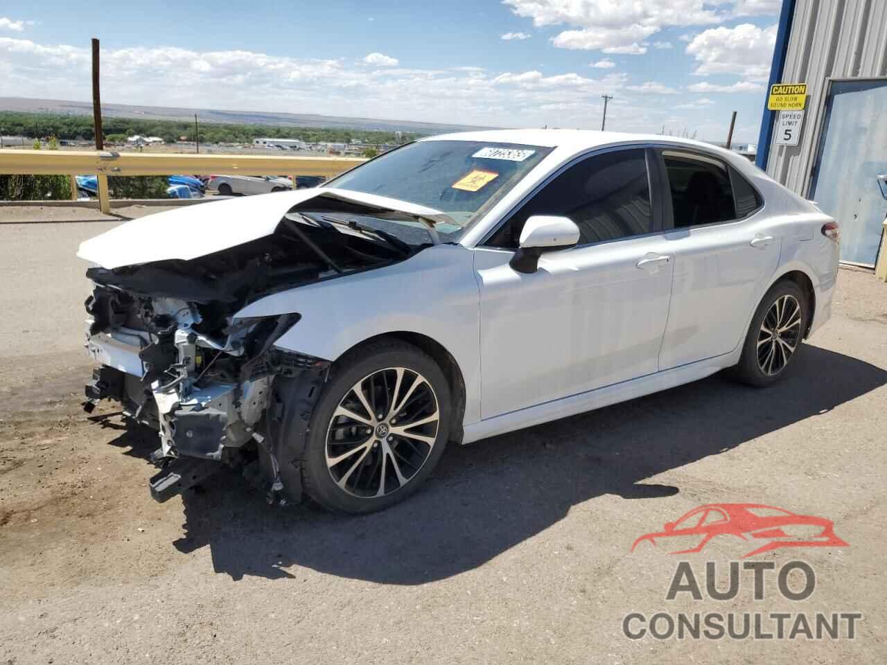 TOYOTA CAMRY 2020 - 4T1G11AK3LU352600