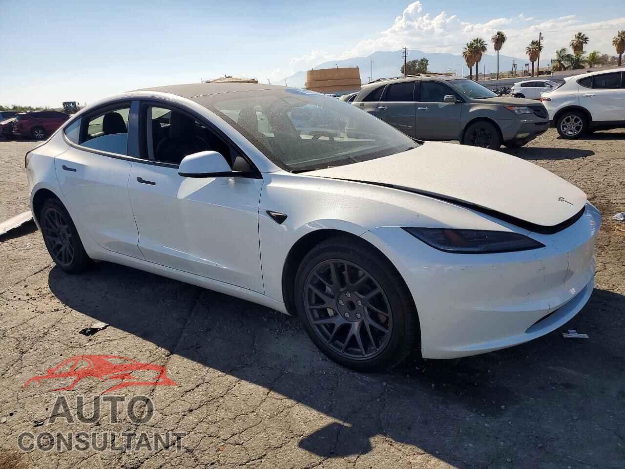 TESLA MODEL 3 2024 - 5YJ3E1EA4RF849133