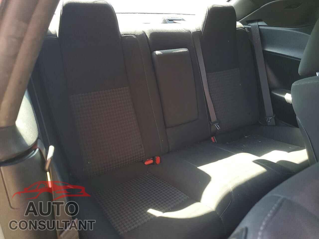 DODGE CHALLENGER 2019 - 2C3CDZBT7KH666532