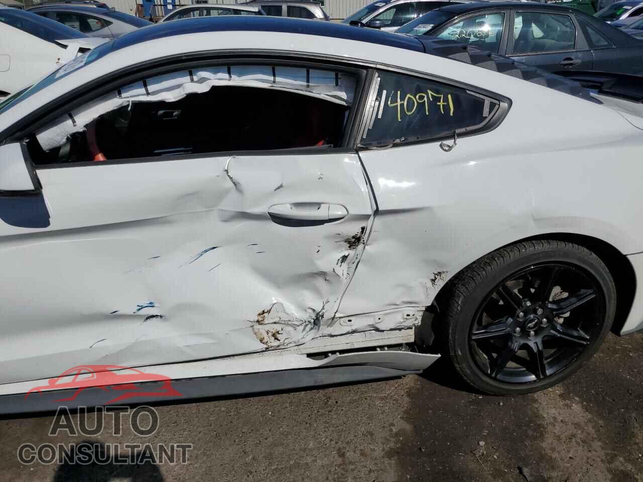 FORD MUSTANG 2018 - 1FA6P8CF7J5137175