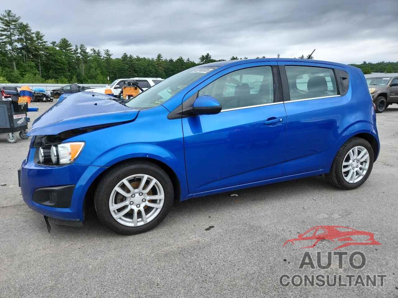 CHEVROLET SONIC 2016 - 1G1JC6SB0G4176152