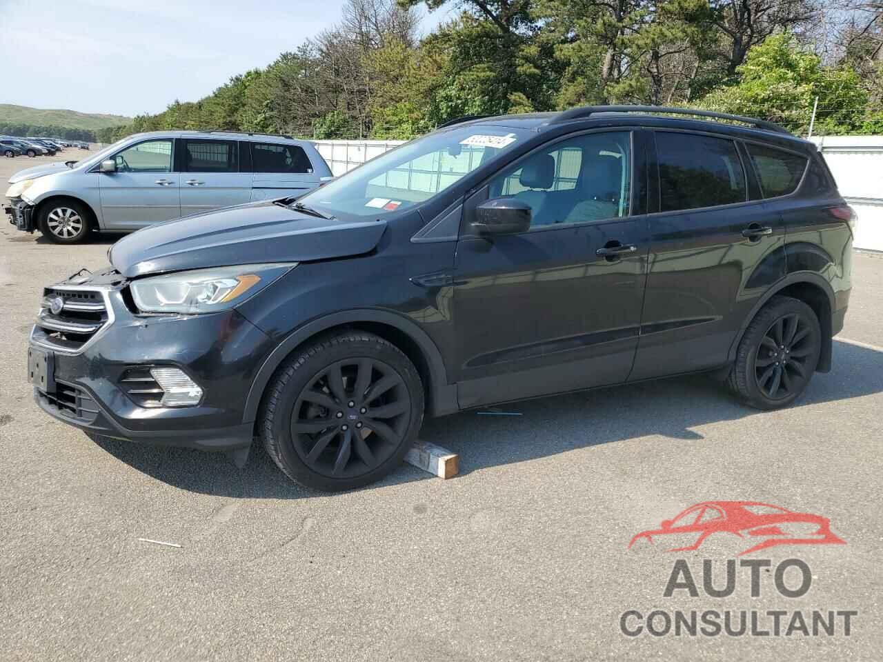 FORD ESCAPE 2017 - 1FMCU9GD2HUD47652