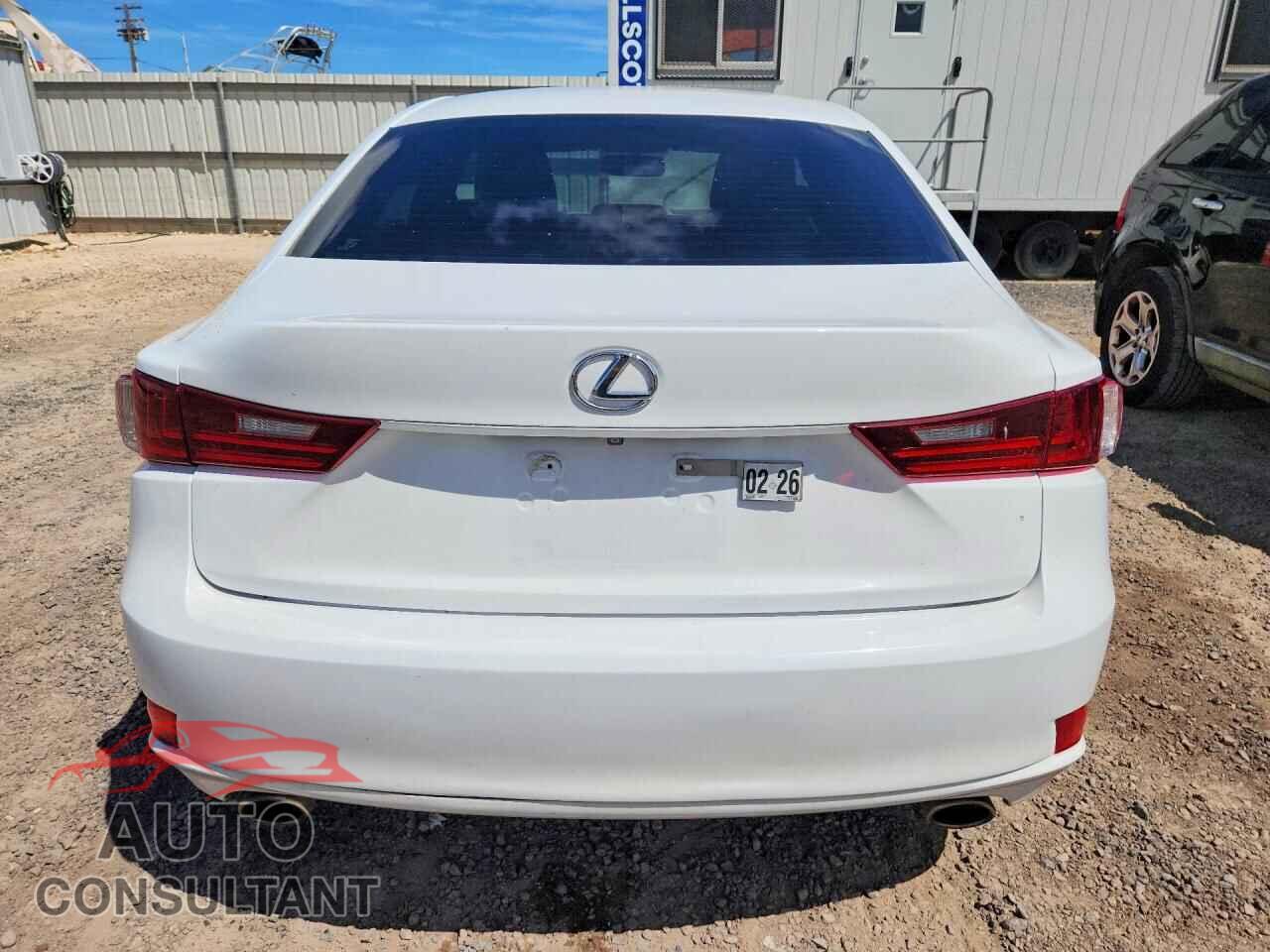 LEXUS IS 2014 - JTHBF1D25E5013005