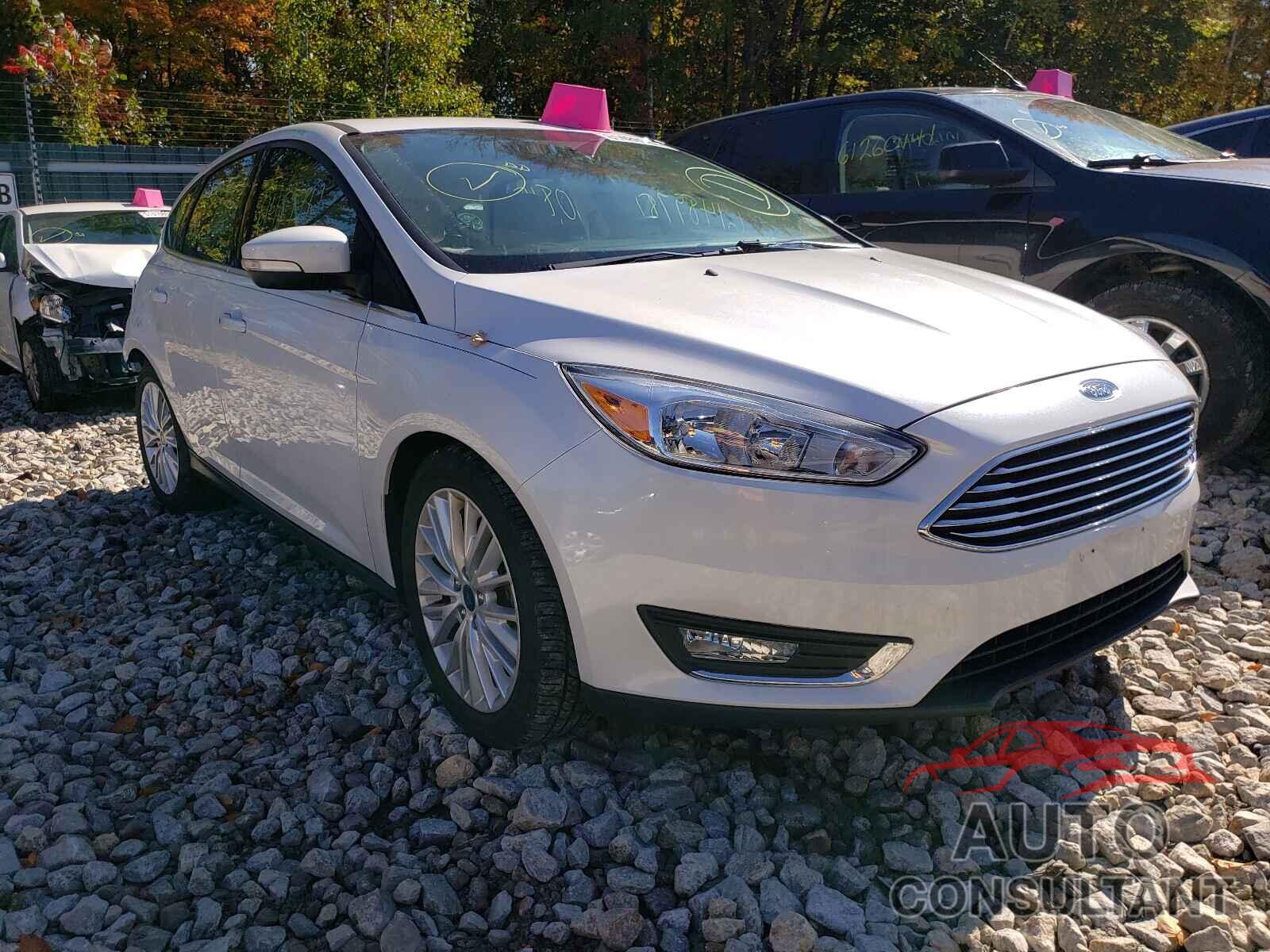 FORD FOCUS 2017 - 1FADP3N28HL267766