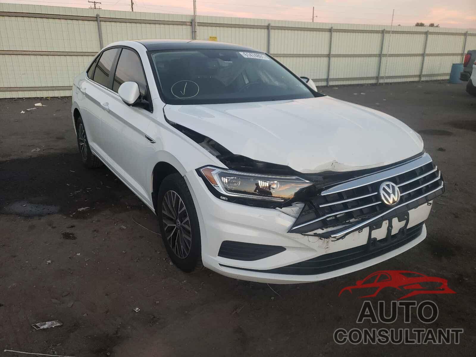 VOLKSWAGEN JETTA 2019 - 3VWE57BU8KM248834