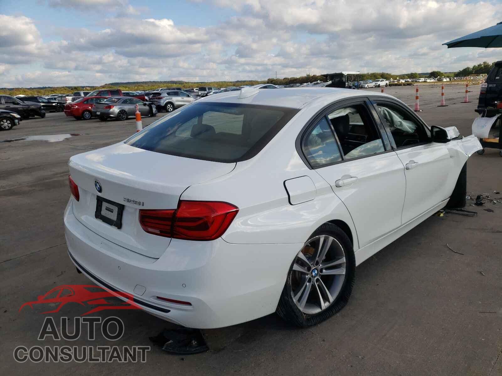 BMW 3 SERIES 2016 - WBA8E9G51GNU27689