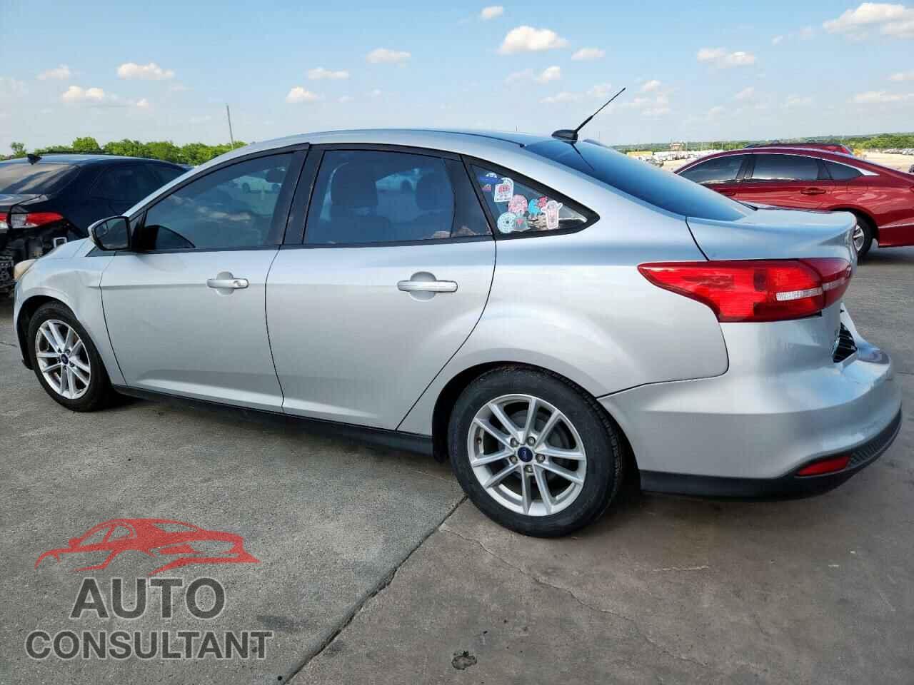 FORD FOCUS 2016 - 1FADP3F26GL305802