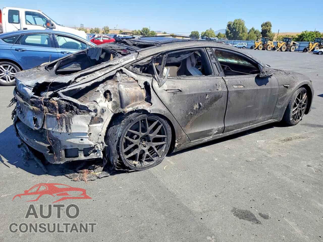 TESLA MODEL S 2018 - 5YJSA1E41JF243066