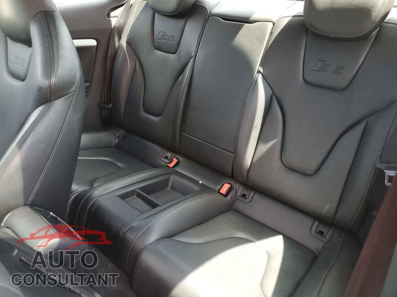 AUDI S5/RS5 2011 - WAUVVAFR2BA065736