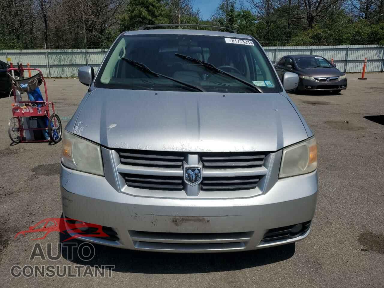 DODGE CARAVAN 2010 - 2D4RN5D13AR154592
