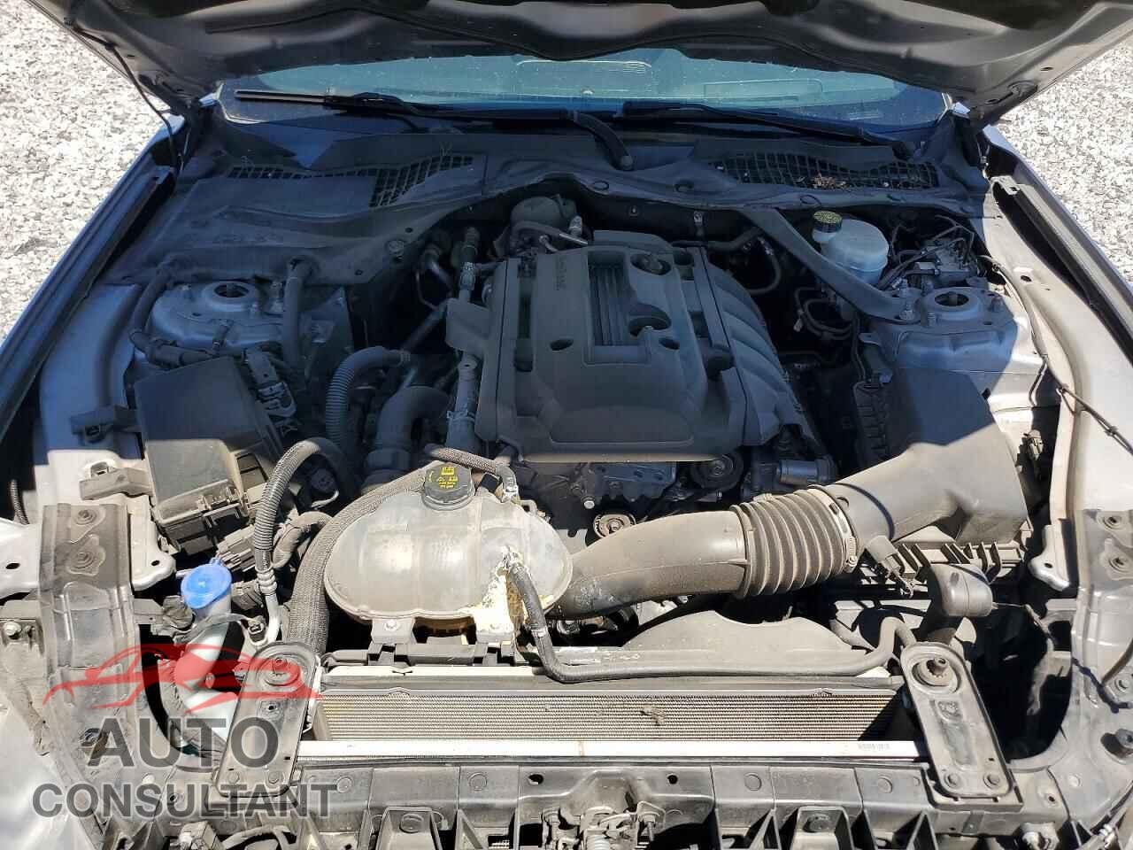 FORD MUSTANG 2020 - 1FATP8UH6L5147315
