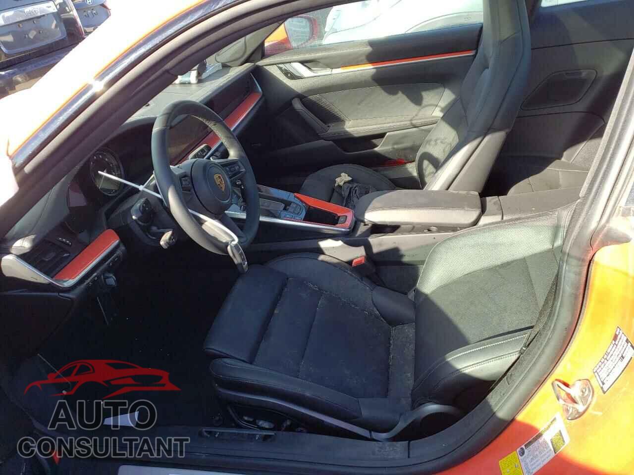 PORSCHE 911 2021 - WP0AA2A92MS205811
