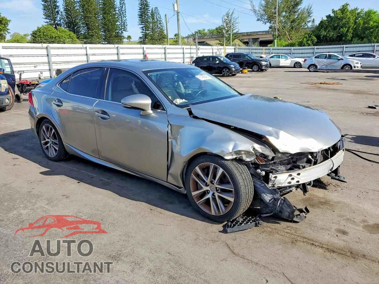 LEXUS IS 2018 - JTHBA1D21J5075669