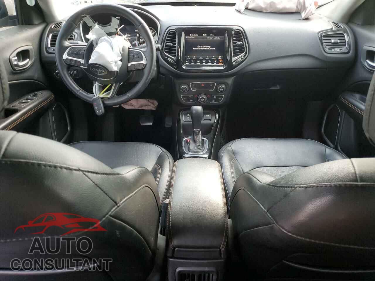 JEEP COMPASS 2020 - 3C4NJCCB3LT105320