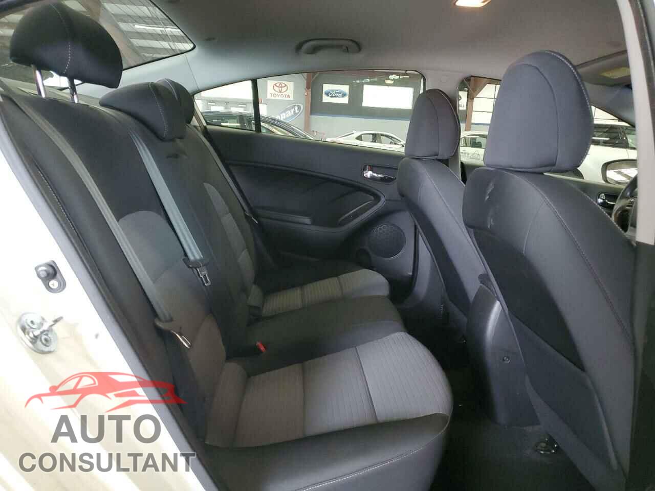 KIA FORTE 2014 - KNAFX4A68E5100337