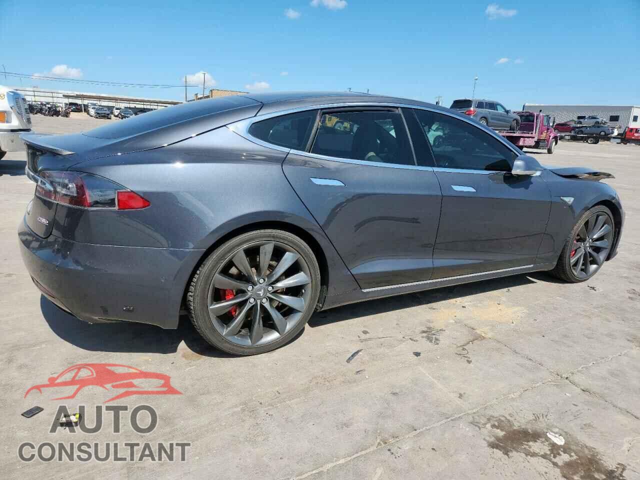 TESLA MODEL S 2016 - 5YJSA1E40GF145137
