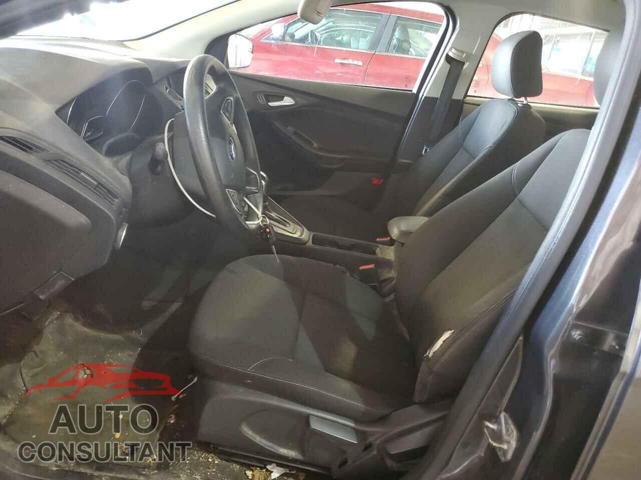 FORD FOCUS 2016 - 1FADP3F26GL229143