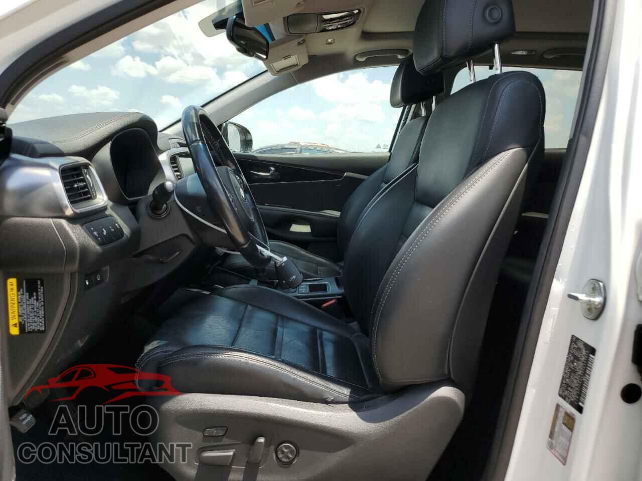 KIA SORENTO 2017 - 5XYPK4A59HG307828