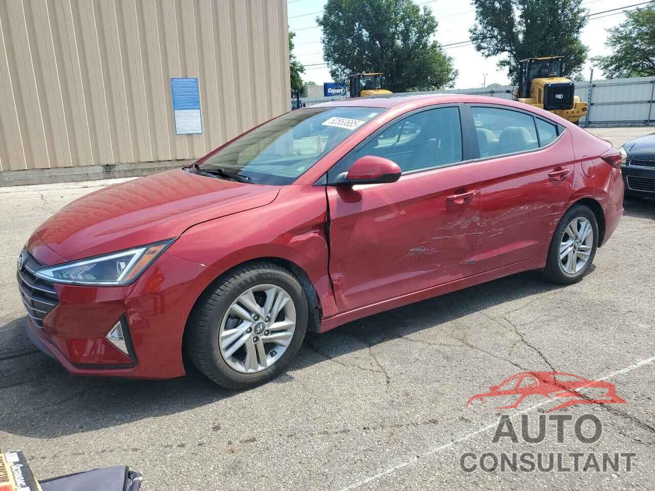 HYUNDAI ELANTRA 2019 - KMHD84LFXKU778766