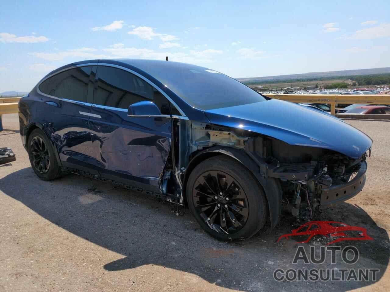 TESLA MODEL X 2018 - 5YJXCBE27JF136527