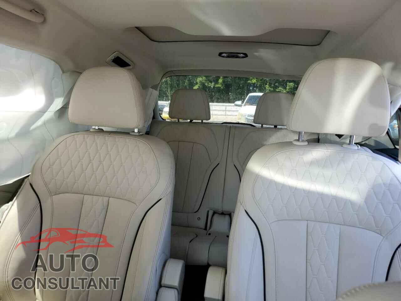 BMW X7 2021 - 5UXCW2C03M9F10347