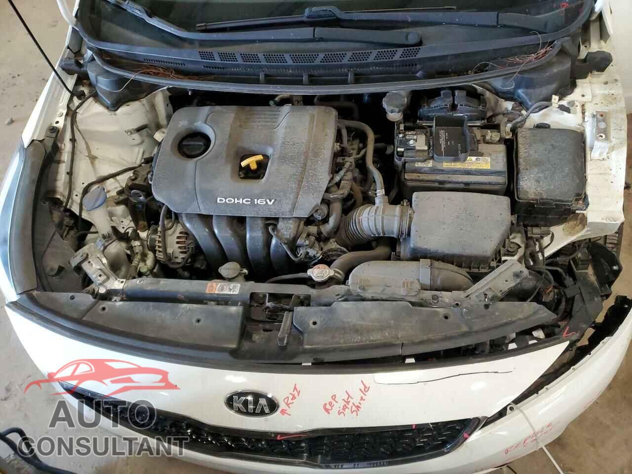 KIA FORTE 2017 - 3KPFK4A71HE047709