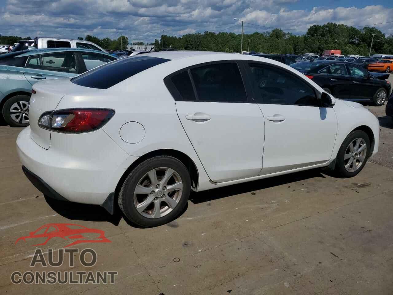 MAZDA 3 2011 - JM1BL1VF5B1489253