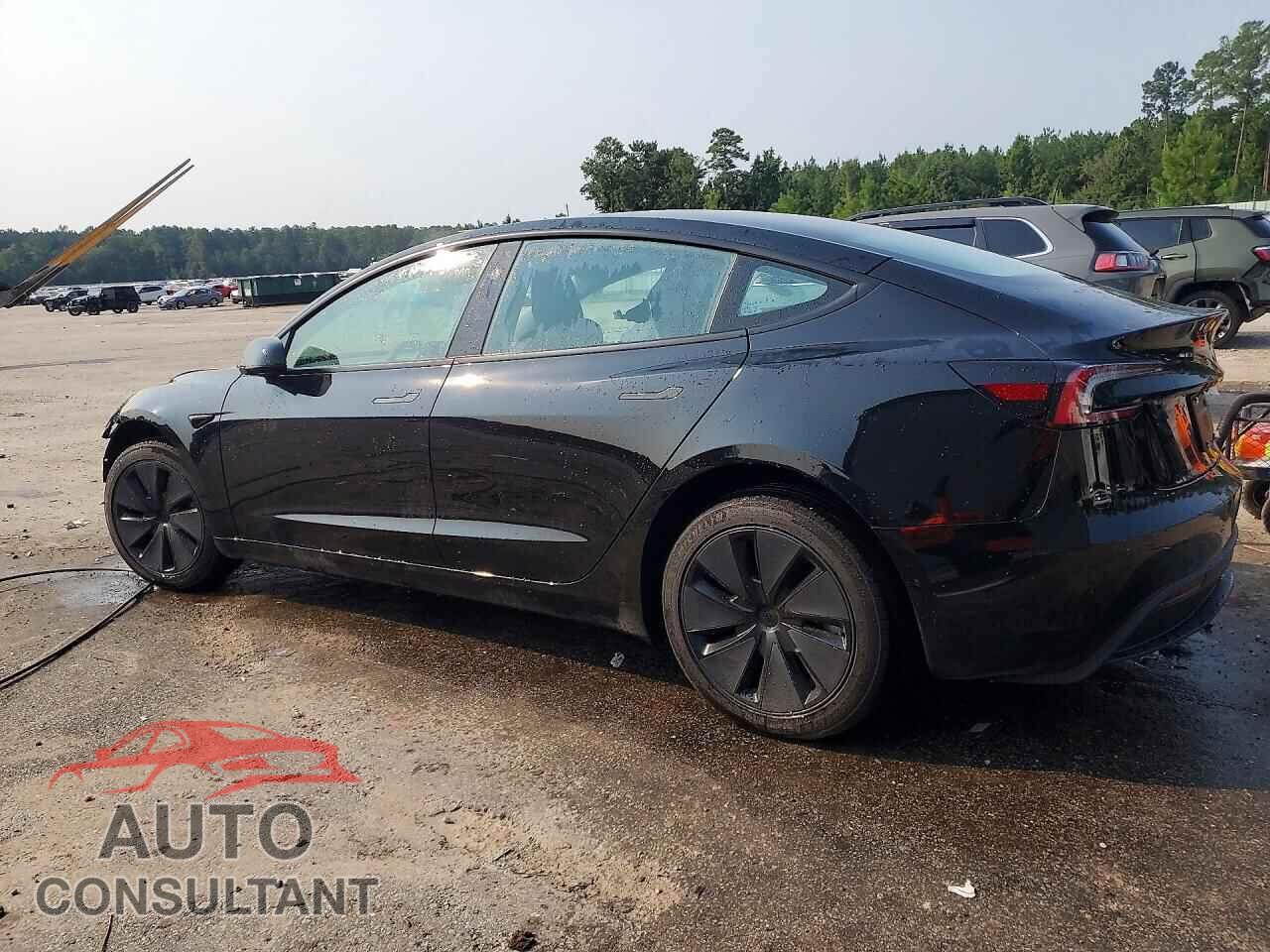 TESLA MODEL 3 2026 - 5YJ3E1EA6TF196246