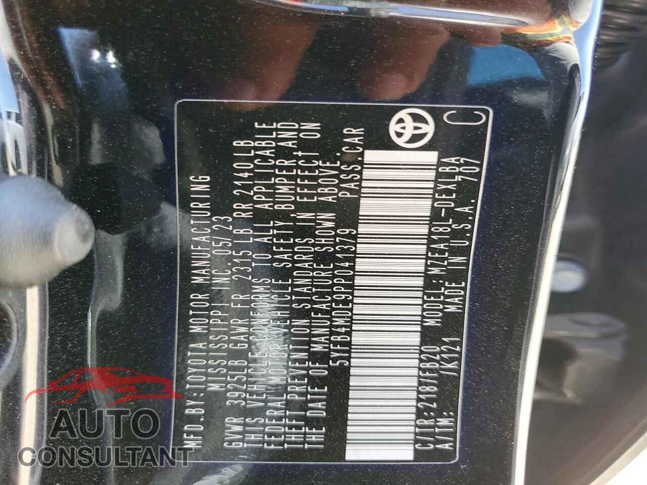 TOYOTA COROLLA 2023 - 5YFB4MDE9PP041379