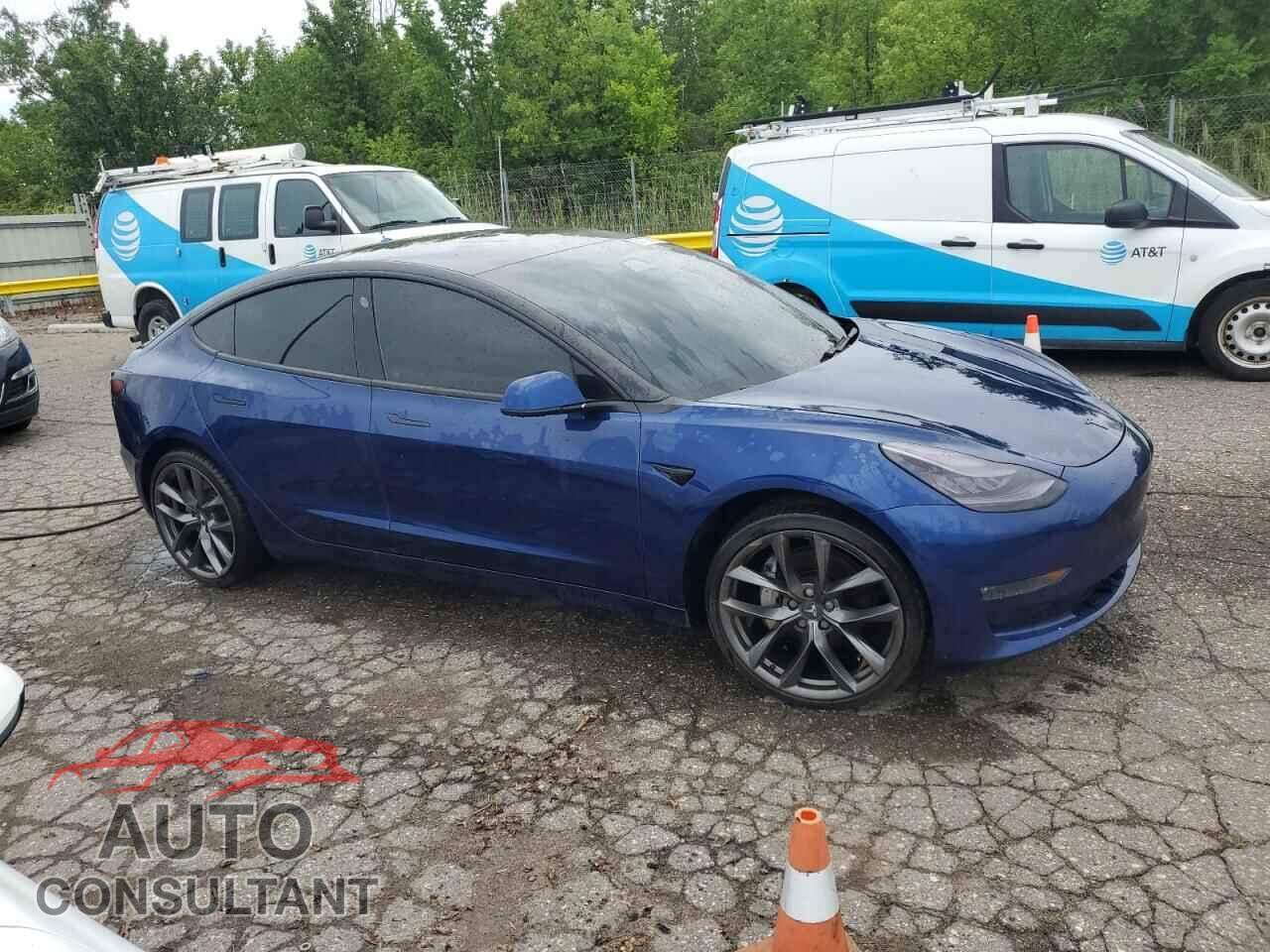 TESLA MODEL 3 2020 - 5YJ3E1EB5LF546877