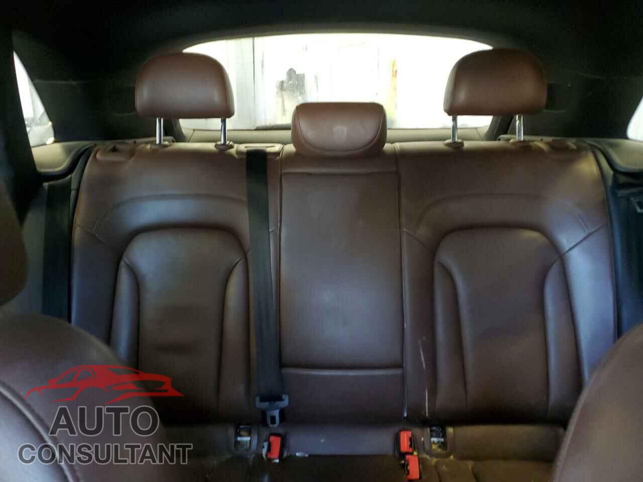 AUDI Q3 2017 - WA1ECCFS7HR017600