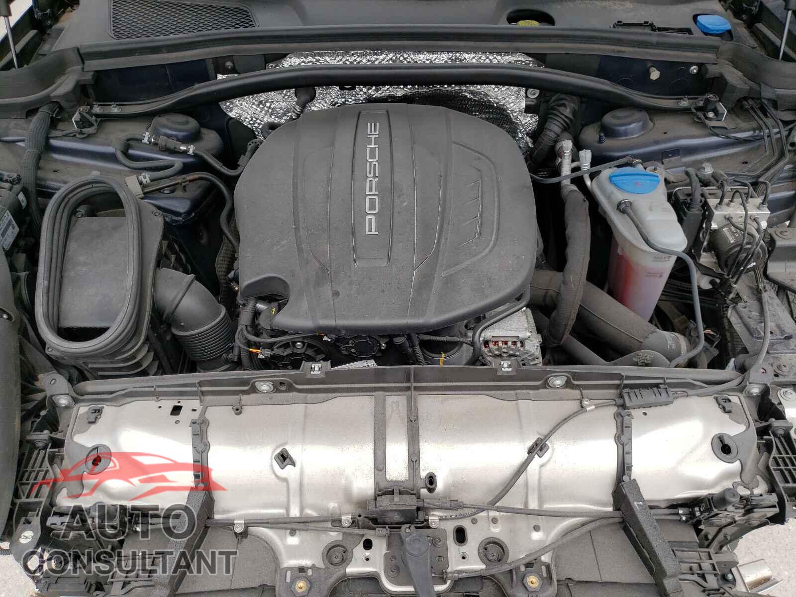 PORSCHE MACAN 2018 - WP1AA2A58JLB19615