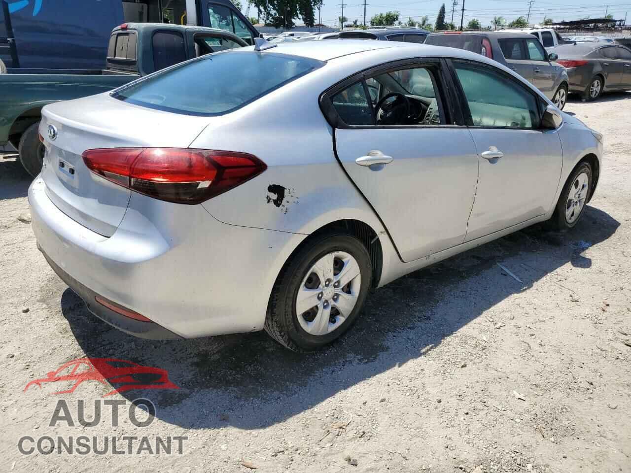 KIA FORTE 2017 - 3KPFK4A74HE099254