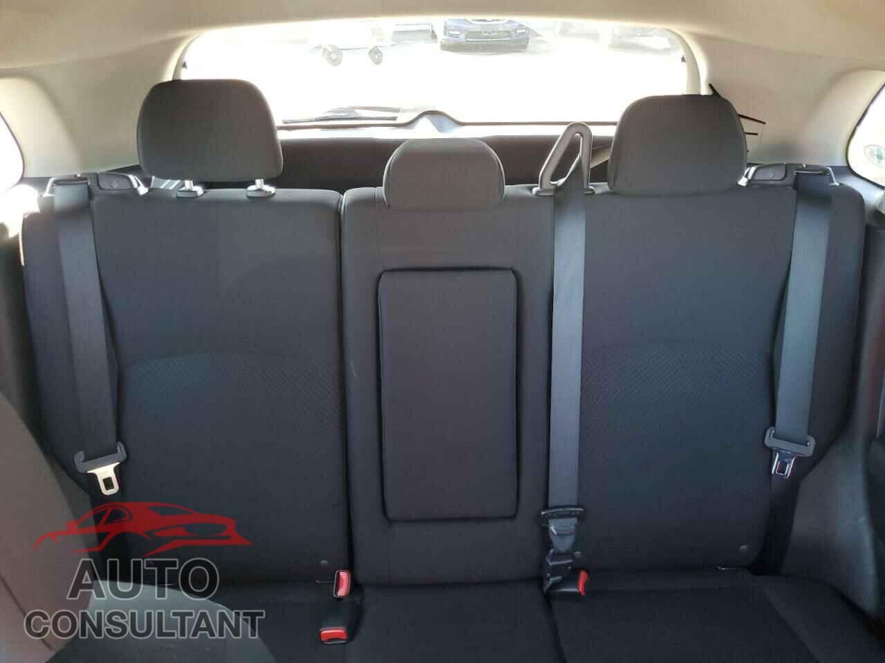 MITSUBISHI OUTLANDER 2015 - 4A4AP3AUXFE011899