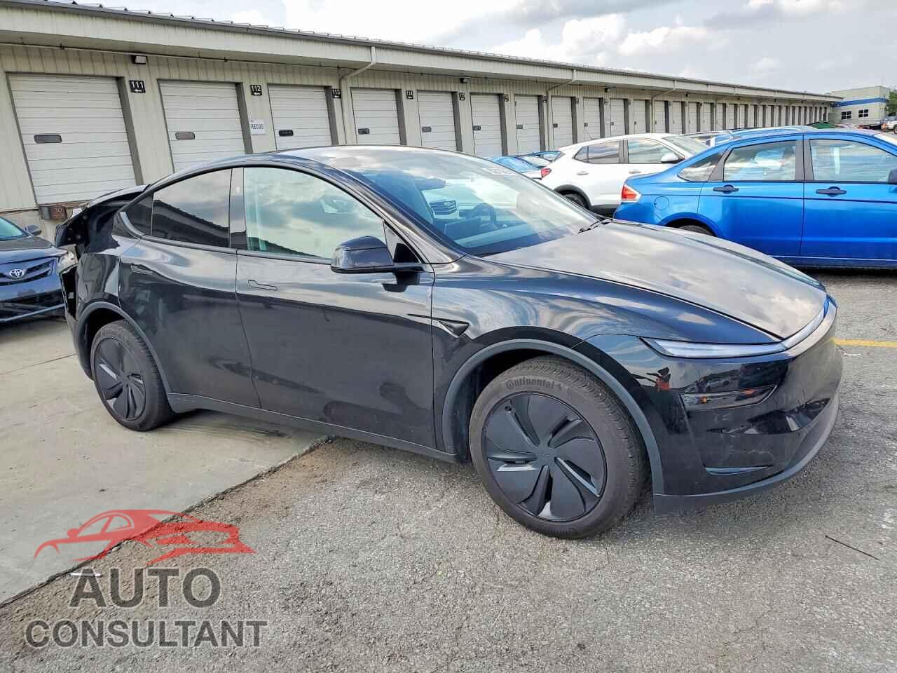 TESLA MODEL Y 2026 - 7SAYGDED8TF420809