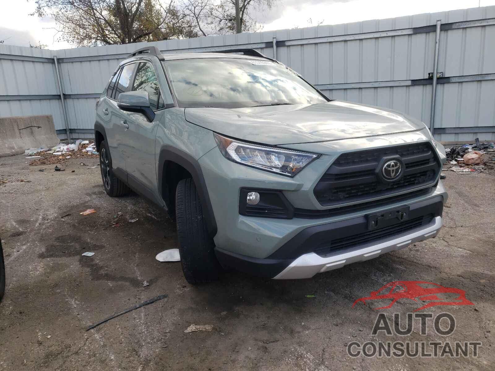 TOYOTA RAV4 2019 - 2T3J1RFV8KW038938