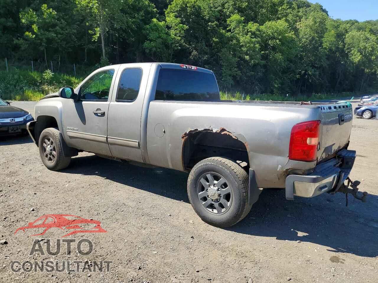 CHEVROLET SILVERADO 2013 - 1GC2KXCG8DZ112745