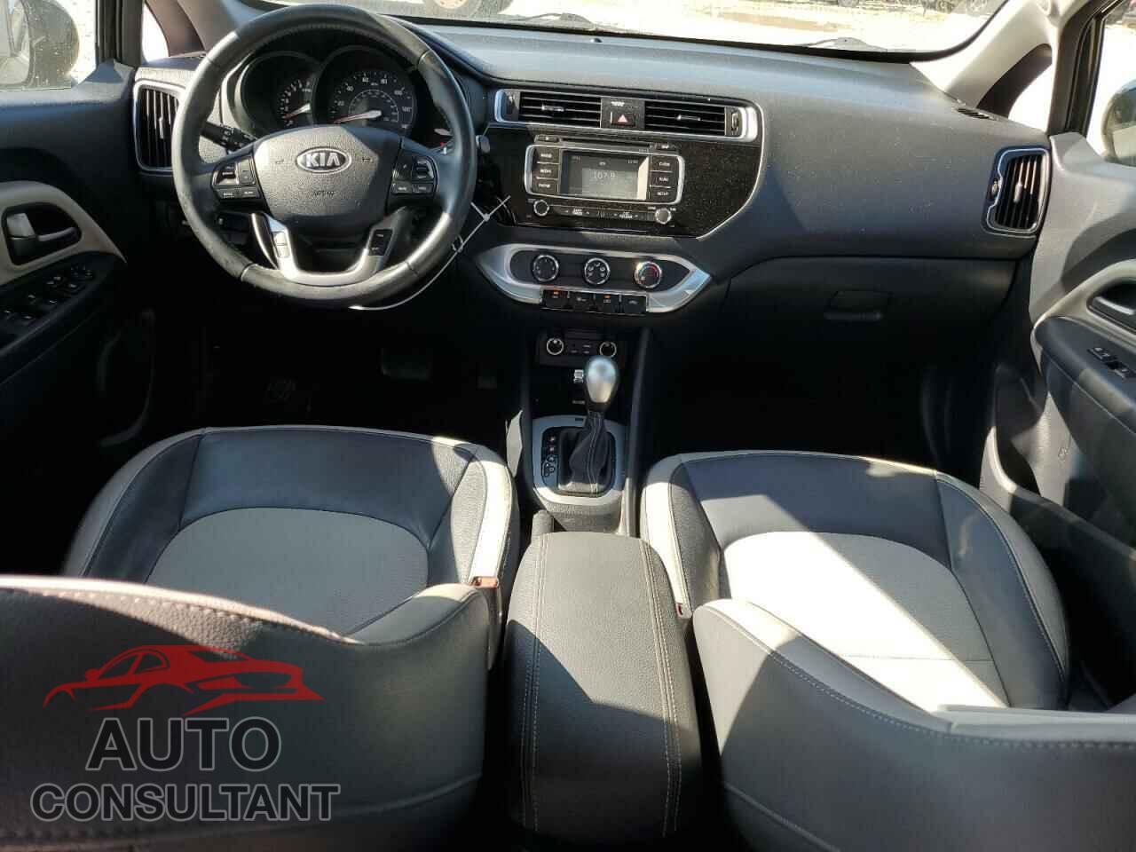KIA RIO 2017 - KNADN4A3XH6086281