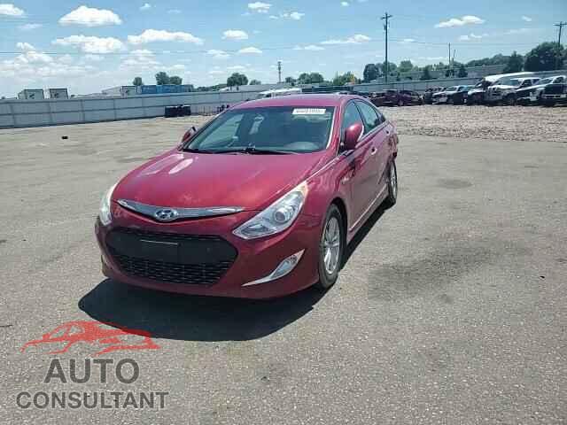 HYUNDAI SONATA 2012 - KMHEC4A45CA046682
