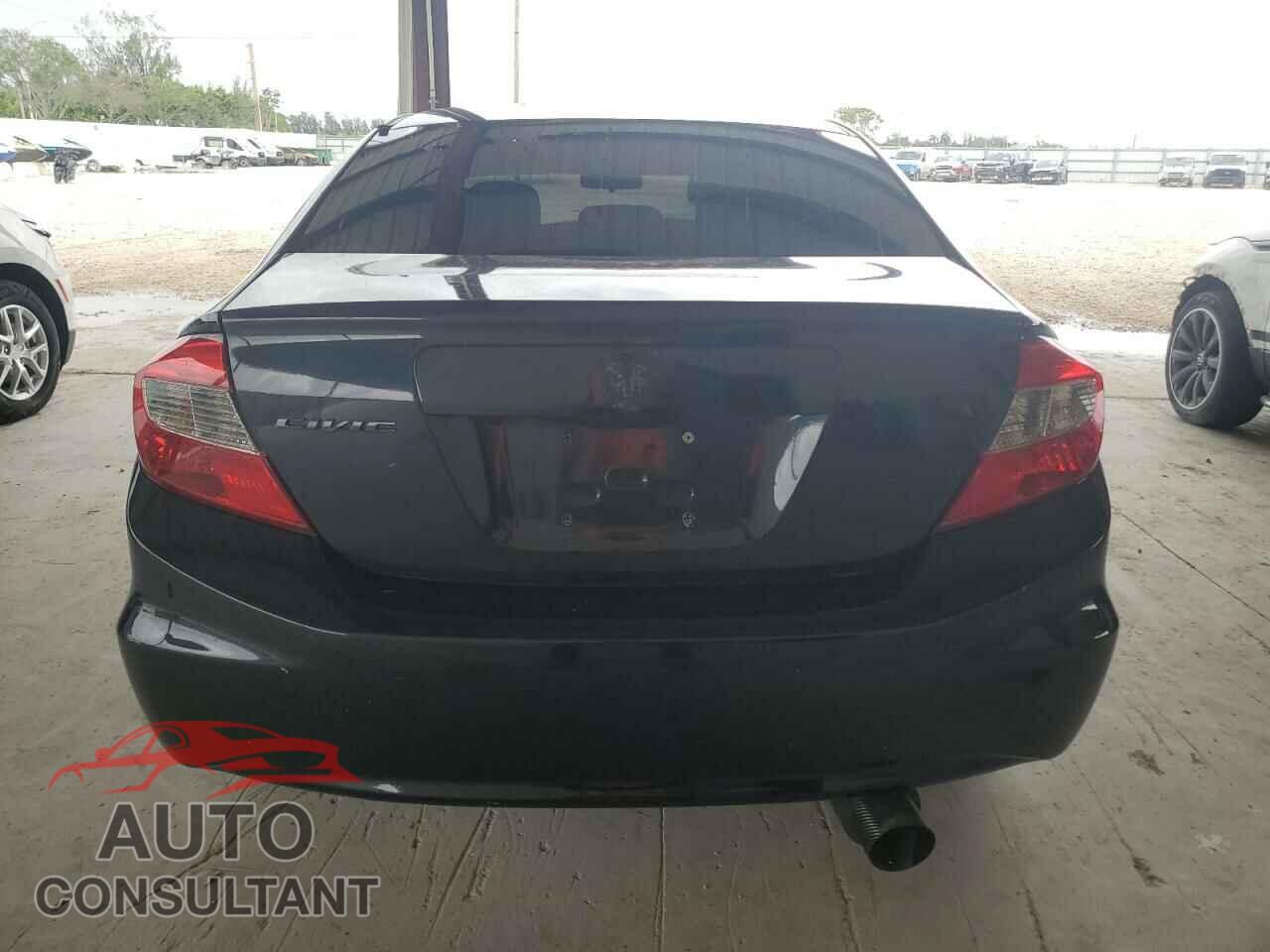 HONDA CIVIC 2012 - 2HGFB2F56CH516111