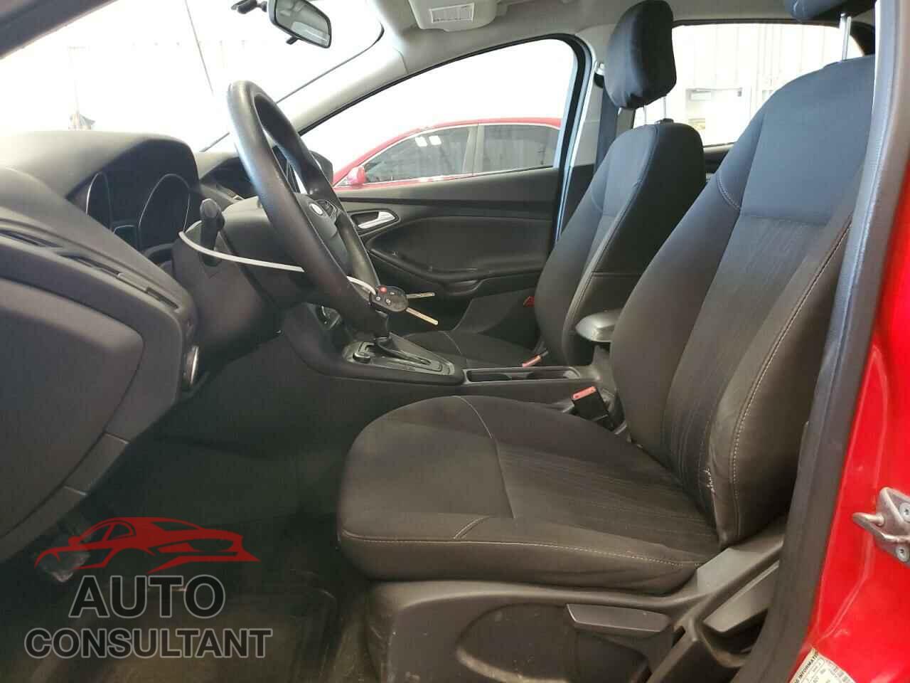FORD FOCUS 2016 - 1FADP3F27GL320020