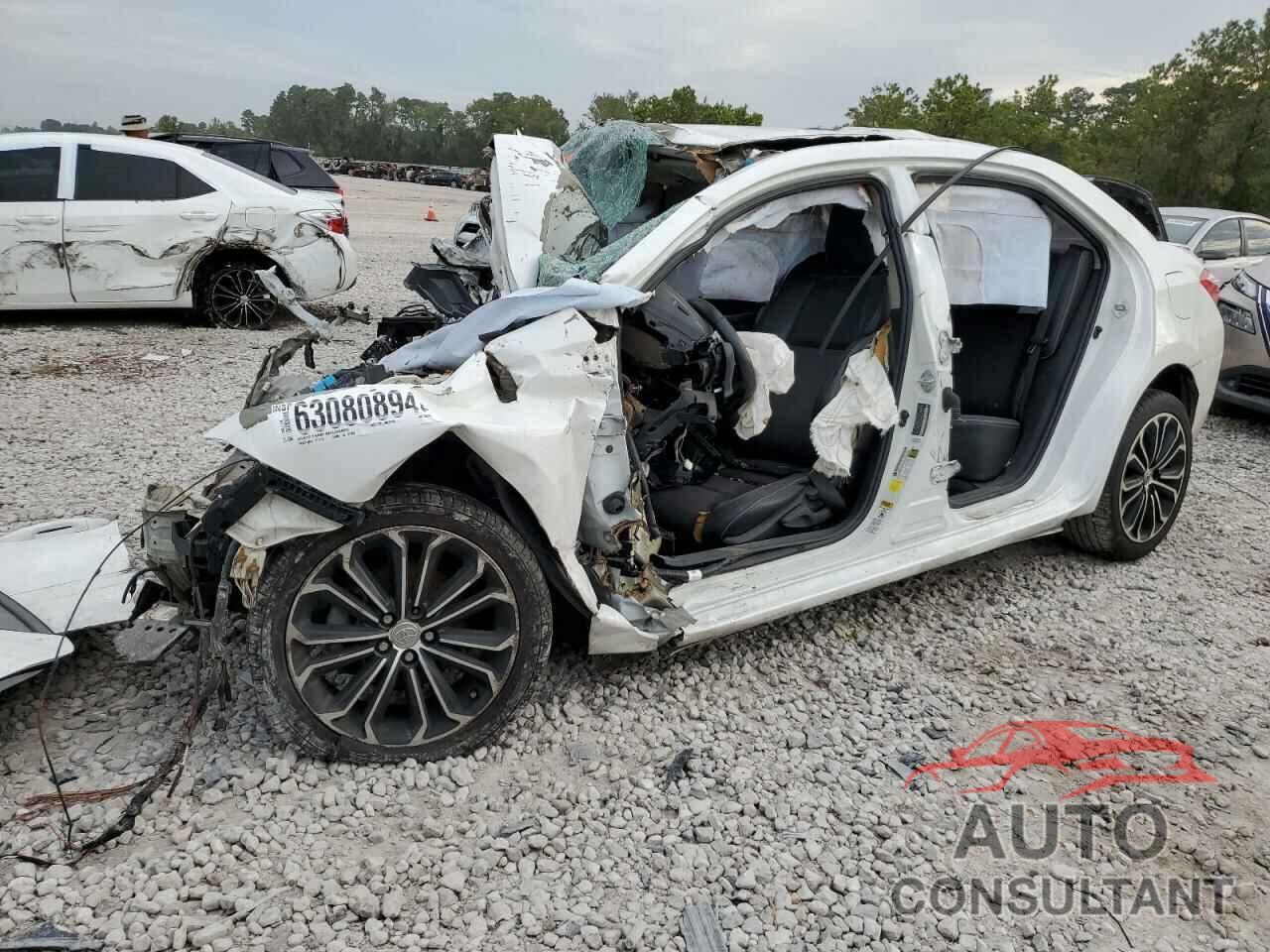 TOYOTA COROLLA 2016 - 5YFBURHE9GP372650