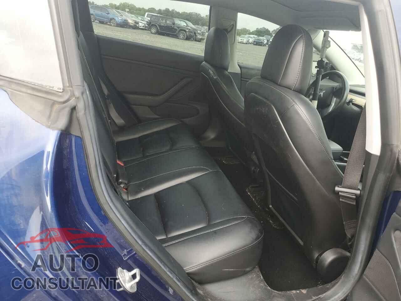 TESLA MODEL 3 2018 - 5YJ3E1EA0JF033380