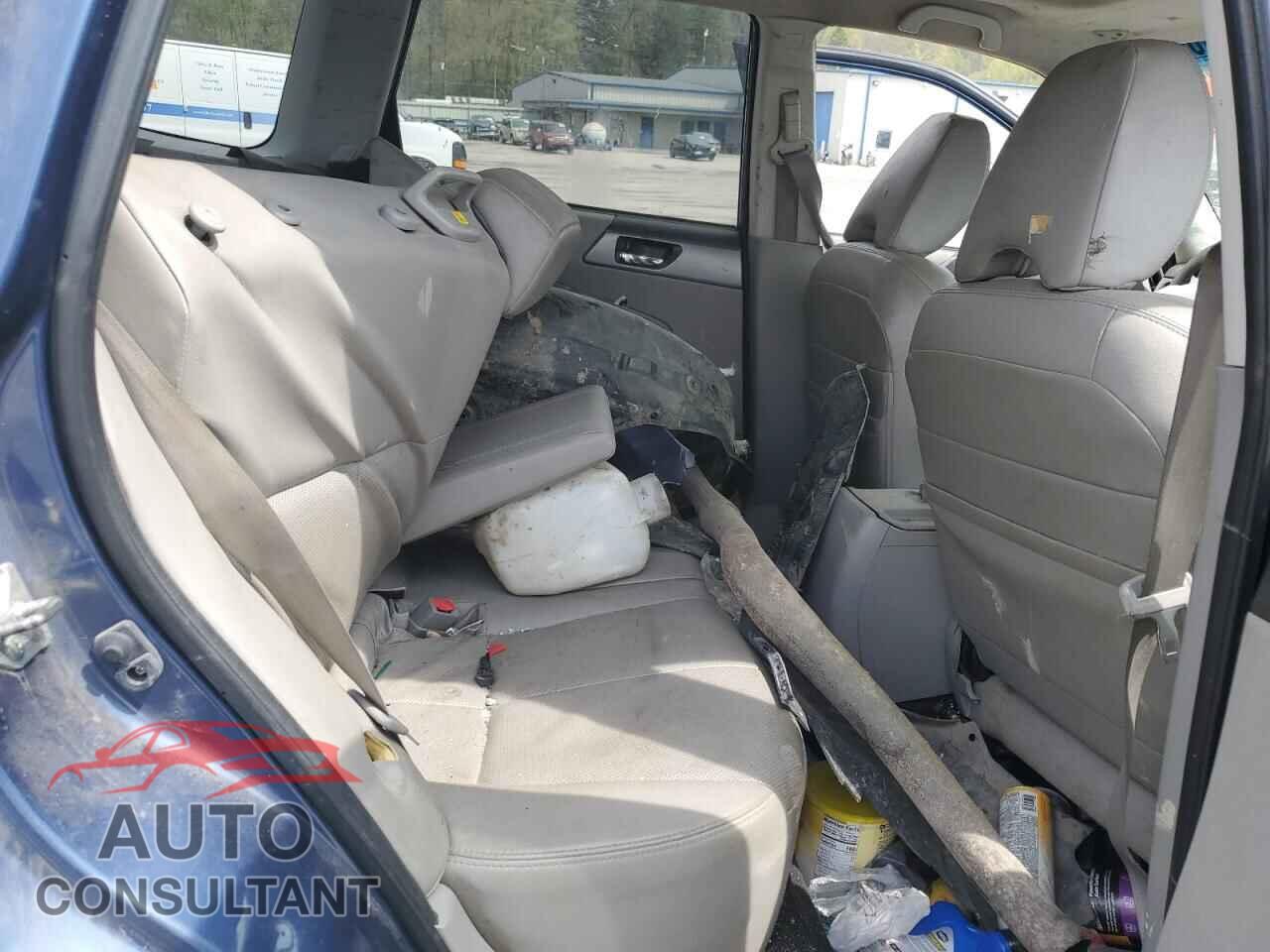 SUBARU FORESTER 2013 - JF2SHAEC3DH412870