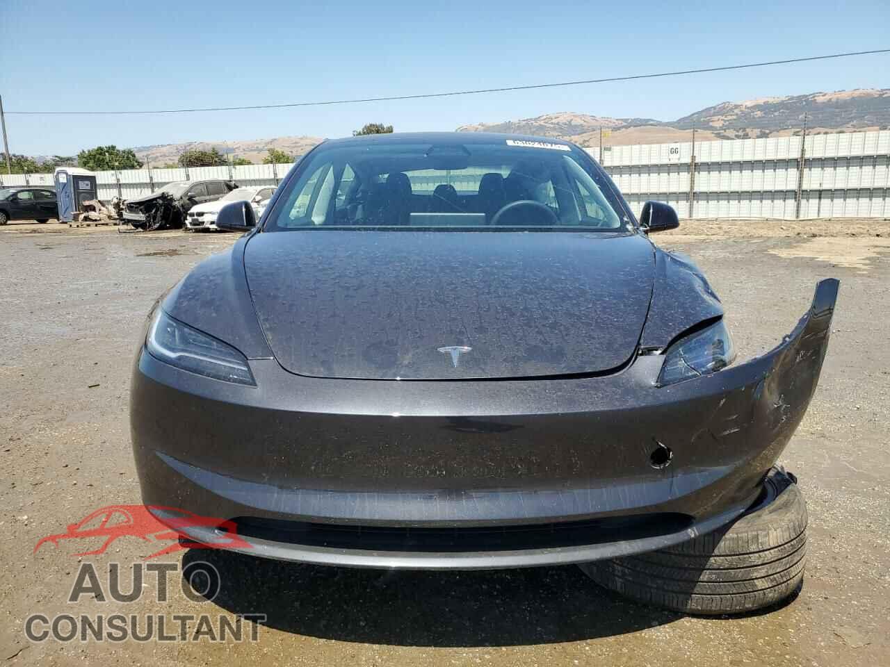 TESLA MODEL 3 2024 - 5YJ3E1EA9RF742143