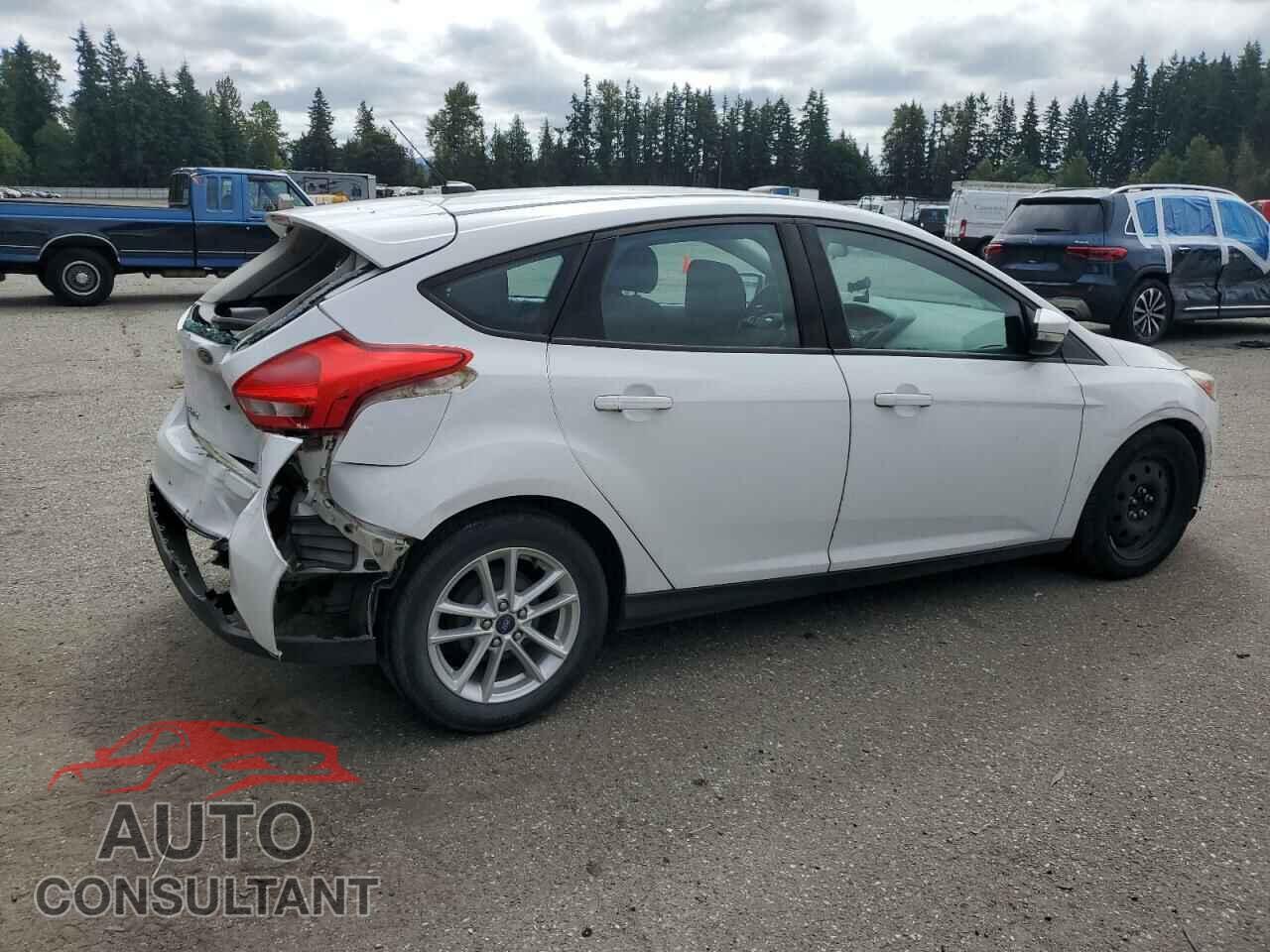 FORD FOCUS 2015 - 1FADP3K23FL294830