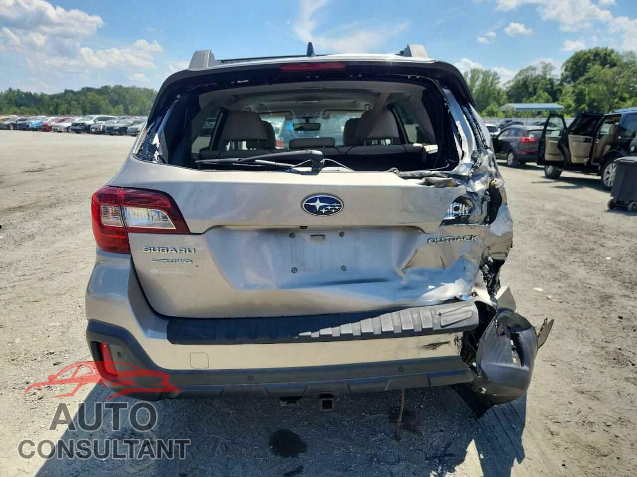 SUBARU OUTBACK 2018 - 4S4BSANC5J3308403